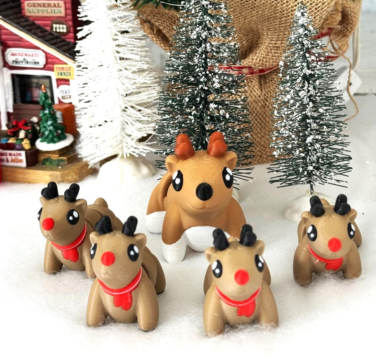 5pcs Mini Reindeers, 3d Printed Christmas Mini Reindeers, Articulated Tiny Animal Figures, Christmas Hat Mini Reindeers - MCA001-5X
