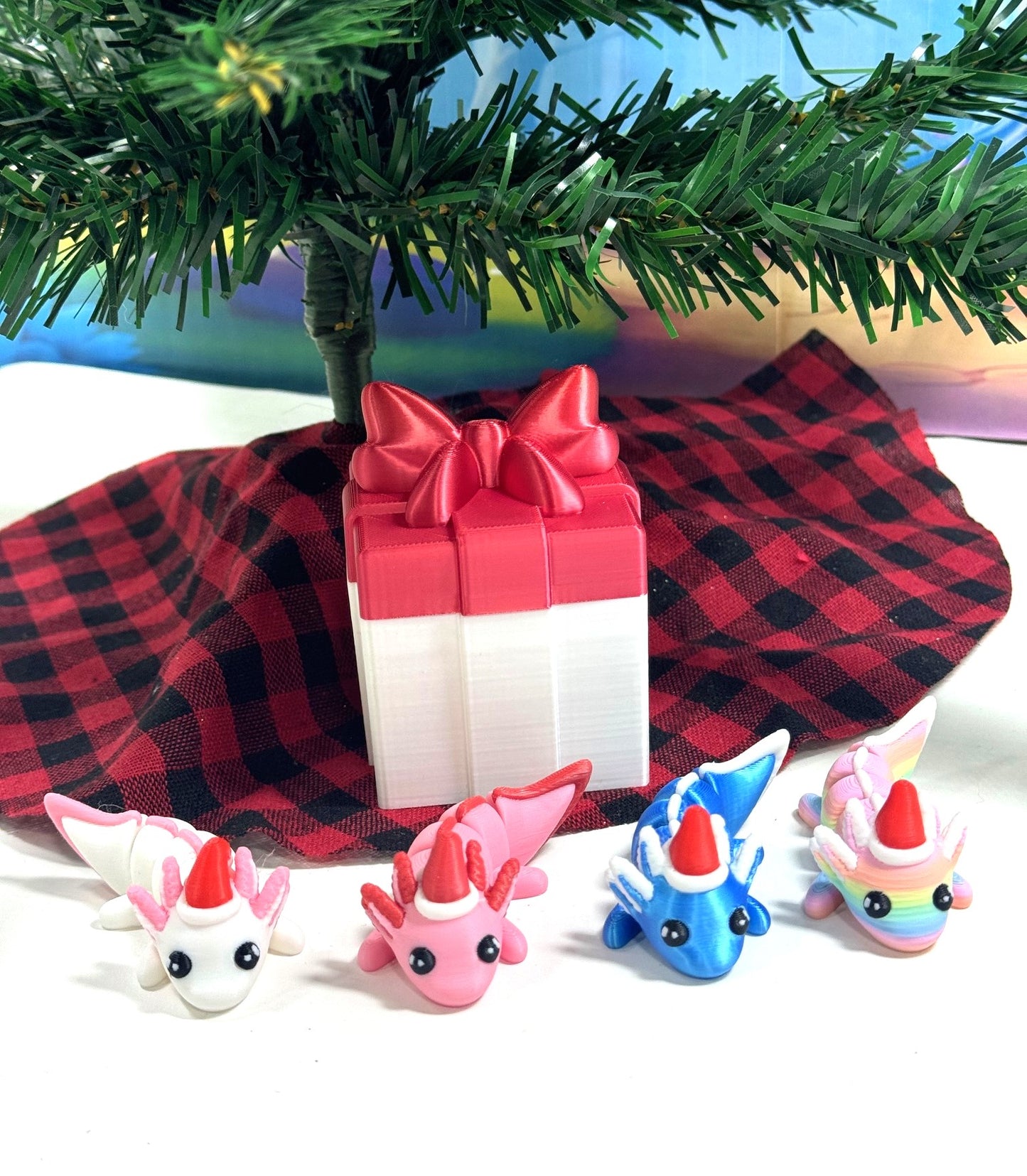 4pcs Mini Axolotl 3d Printed Christmas Axolotl Charms, 3D Printed Christmas Gift Box Container, Tiny Animal Figures Christmas Hat Axolotl Toy - MCA001-GB