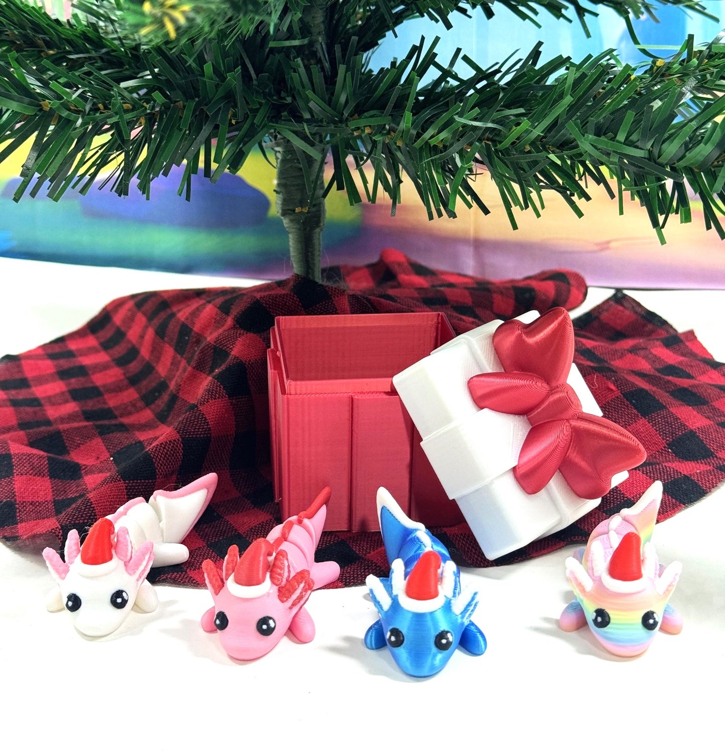 4pcs Mini Axolotl 3d Printed Christmas Axolotl Charms, 3D Printed Christmas Gift Box Container, Tiny Animal Figures Christmas Hat Axolotl Toy - MCA001-GB