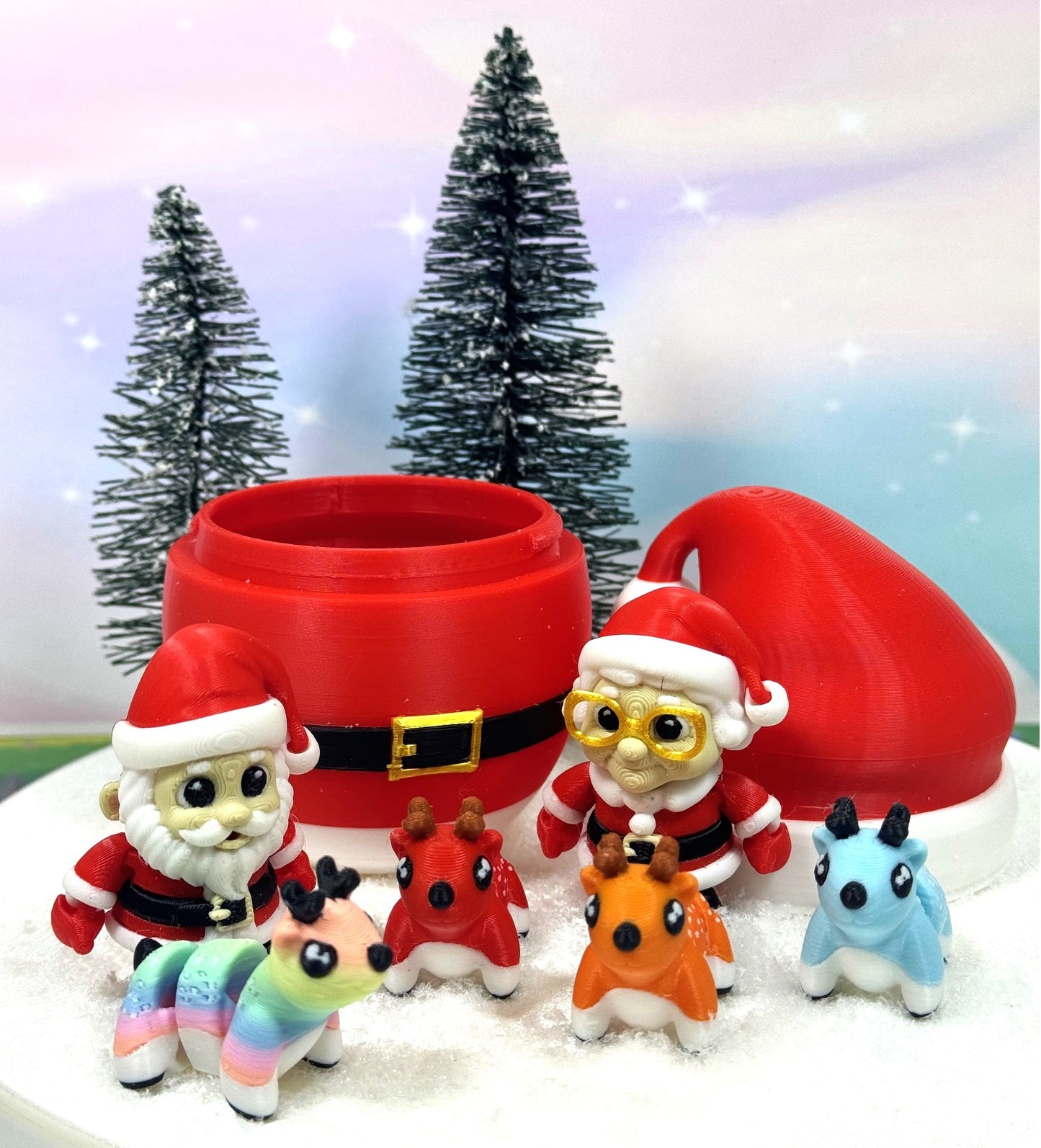 6pcs 3d Printed Santa Clause and Mrs Clause Figures, Articulated Mini Reindeers, 3D Printed Santa Egg Container, Christmas Tiny Animal Figures, Fidget ADH Toys - MSRE-SET1