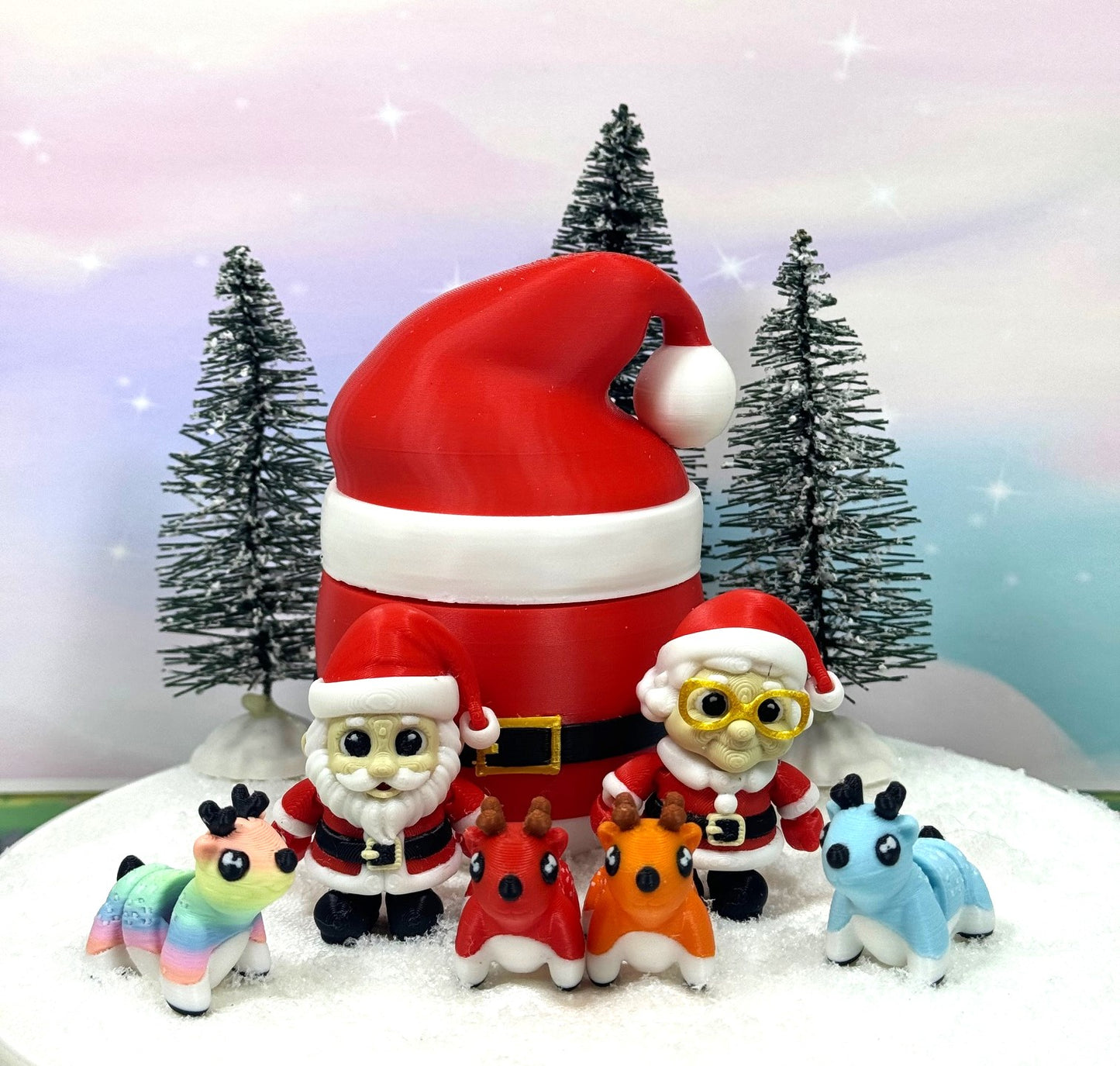 6pcs 3d Printed Santa Clause and Mrs Clause Figures, Articulated Mini Reindeers, 3D Printed Santa Egg Container, Christmas Tiny Animal Figures, Fidget ADH Toys - MSRE-SET1