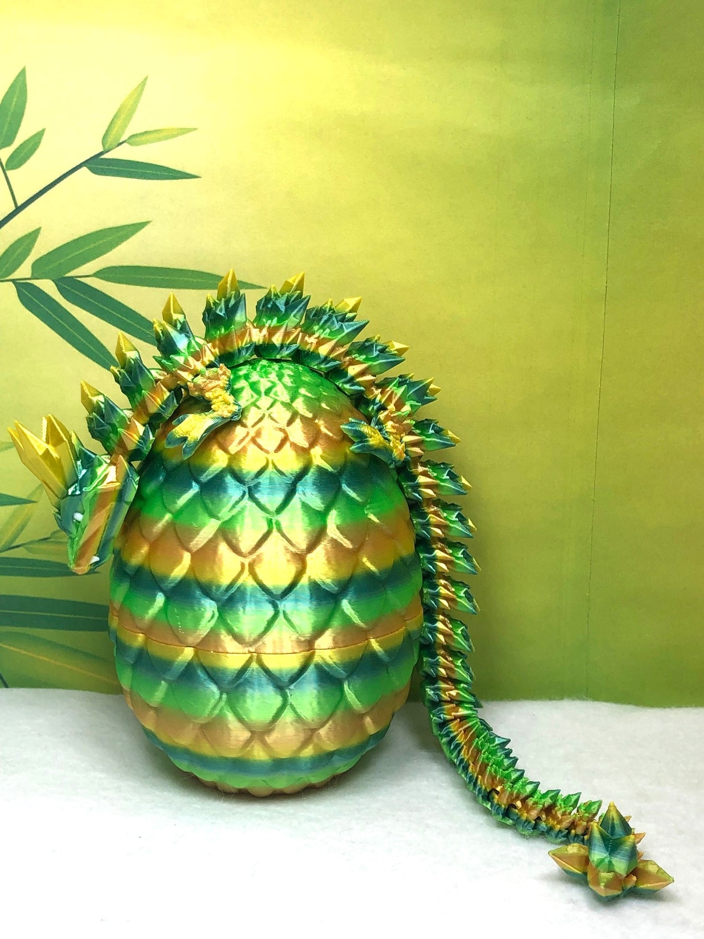 3D Printed Dragon with Egg, Articulated Yellow and Green Crystal Dragon, Fidget ADHD Dragon Toy - D026