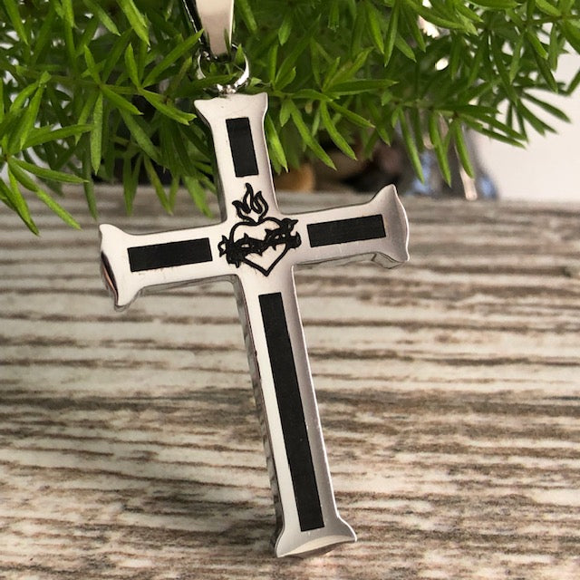 Cross Necklace for Men Stainless Steel Cross Necklaces High Polished Gift For Men, Stainless Steel Curb Link Chain Length 24 Inch SSN684