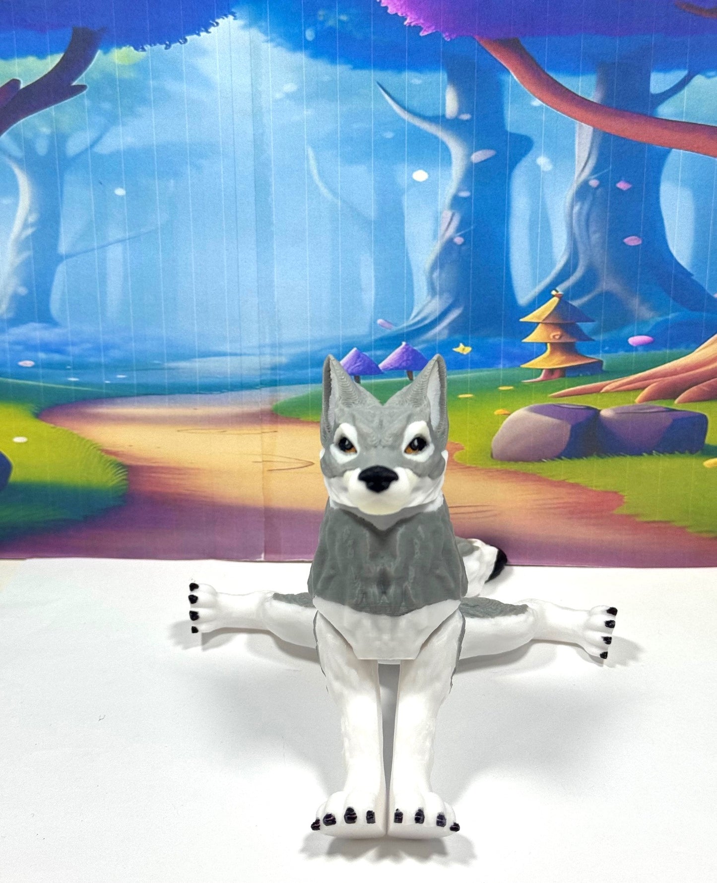 Articulated Wolf Toy, 3D Printed Wolf, 4.75" White and Gray Executive Desk Decor, Fidget Toy WC3002-GRAY