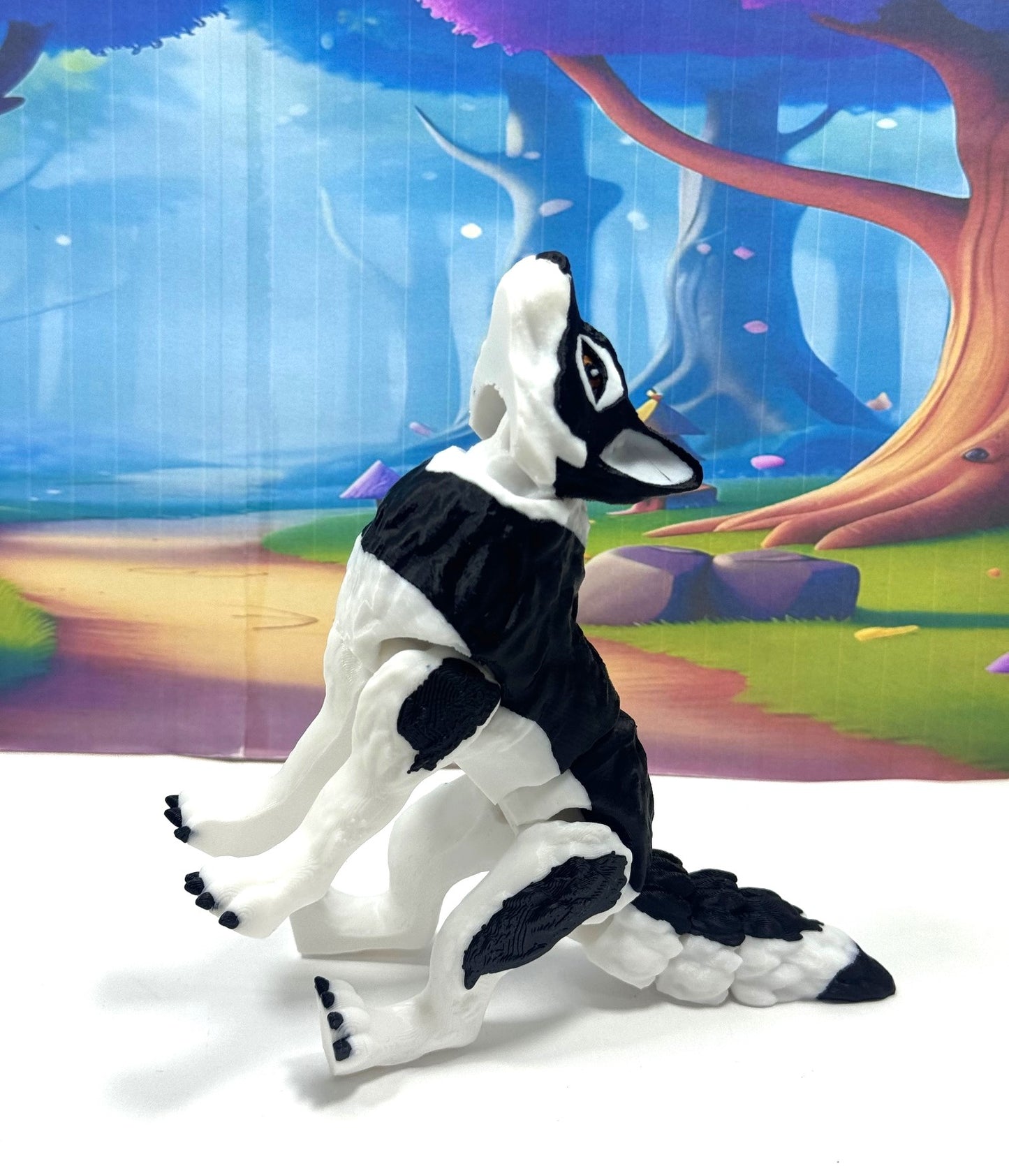 3D Printed Wolf, 4.75" White and Black Articulated Wolf Toy, Executive Desk Decor, Fidget Toy WC3002-BLACK
