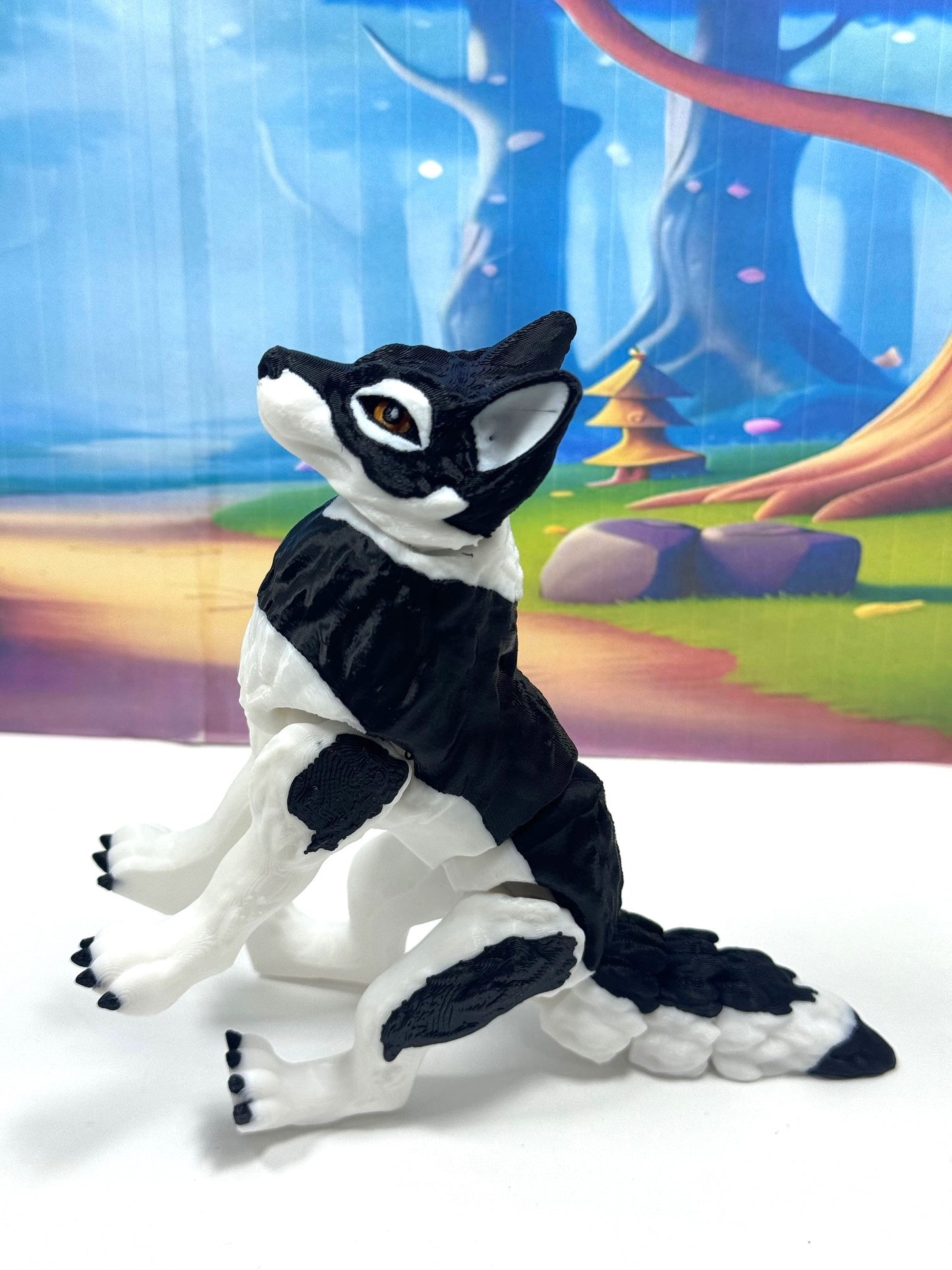 3D Printed Wolf, 4.75" White and Black Articulated Wolf Toy, Executive Desk Decor, Fidget Toy WC3002-BLACK
