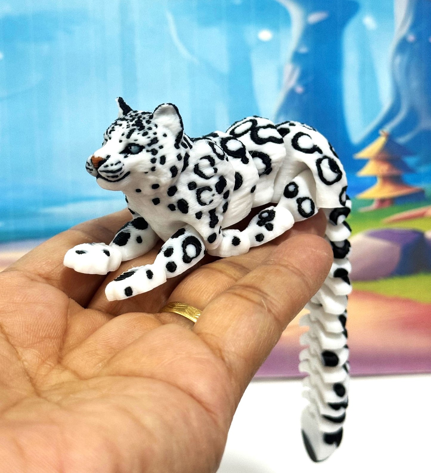 3D Printed Snow Leopard, 6.5" Wild Animal Creature Toy, Articulated Fidget Animal for Home Office Executive Desk Decoration AT001-WHITE-S