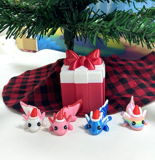 4pcs Mini Axolotl 3d Printed Christmas Axolotl Charms, 3D Printed Christmas Gift Box Container, Tiny Animal Figures Christmas Hat Axolotl Toy - MCA001-GB