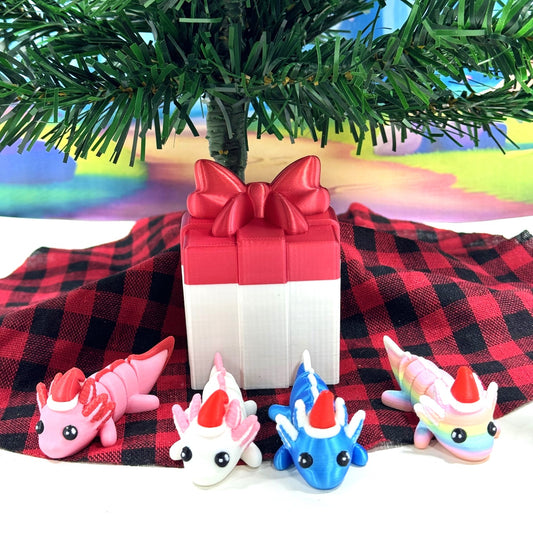 4pcs Mini Axolotl 3d Printed Christmas Axolotl Charms, 3D Printed Christmas Gift Box Container, Tiny Animal Figures Christmas Hat Axolotl Toy - MCA001-GB