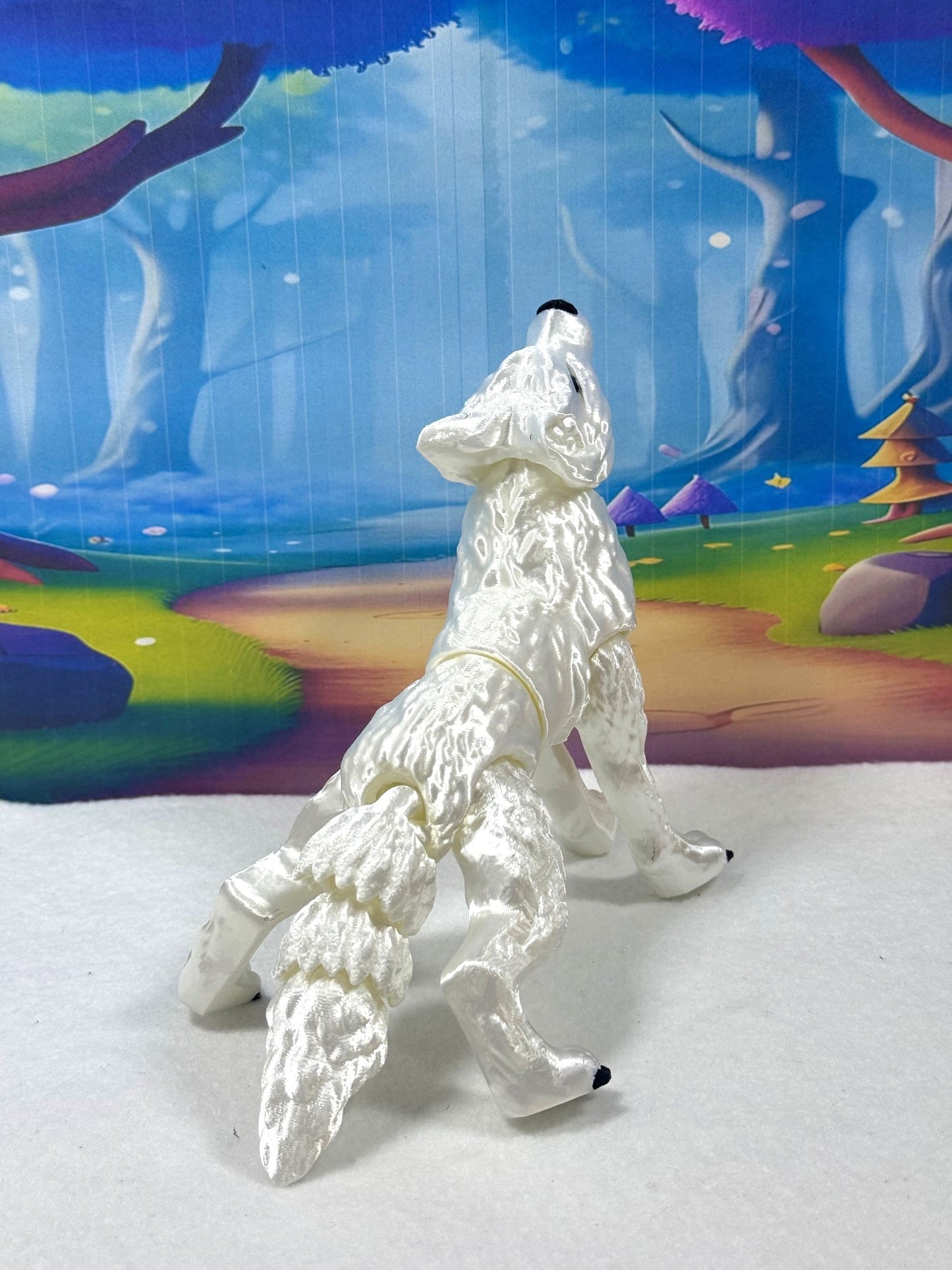 White Articulated Wolf Toy, 3D Printed Wolf, 4.75" Executive Desk Decor, Fidget Toy